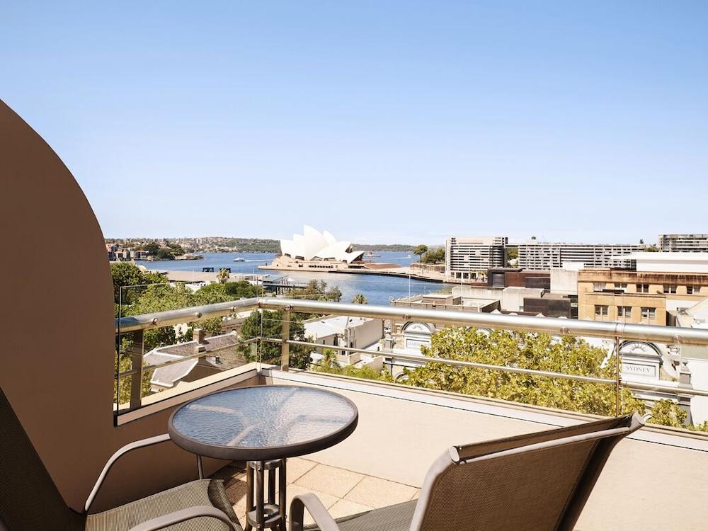 Rendezvous Hotel Sydney The Rocks Exterior photo