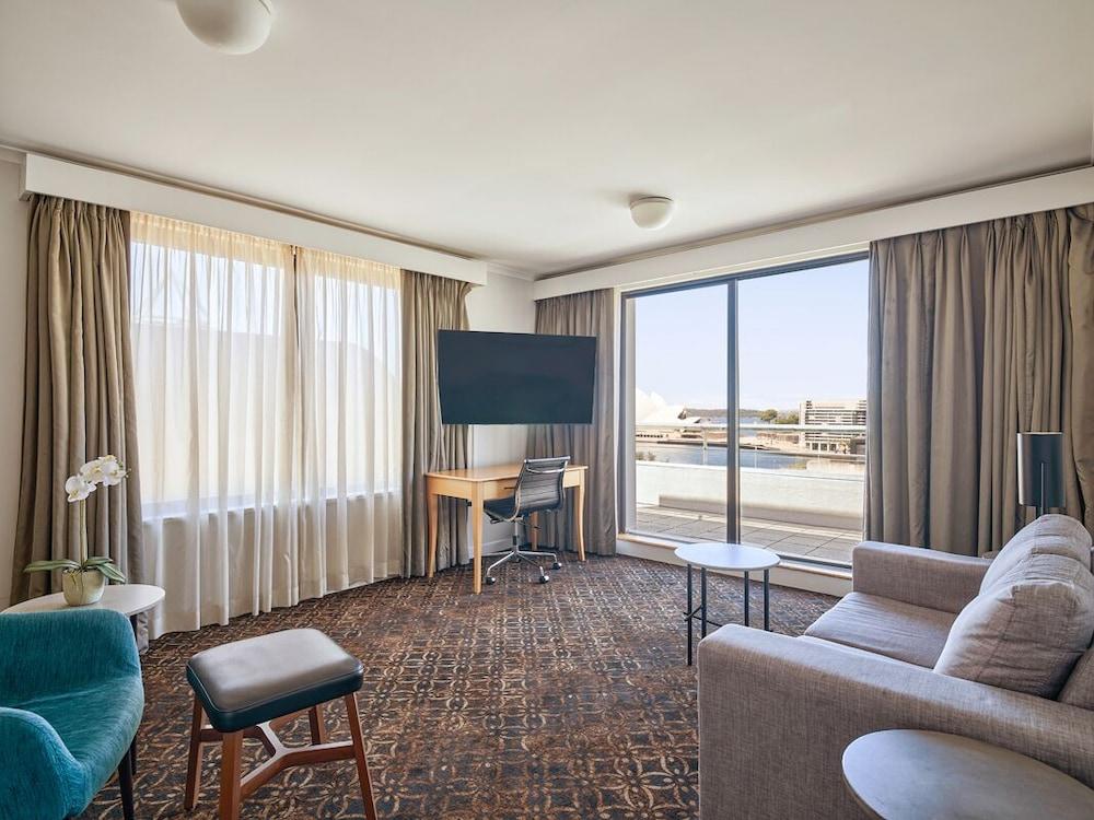 Rendezvous Hotel Sydney The Rocks Exterior photo